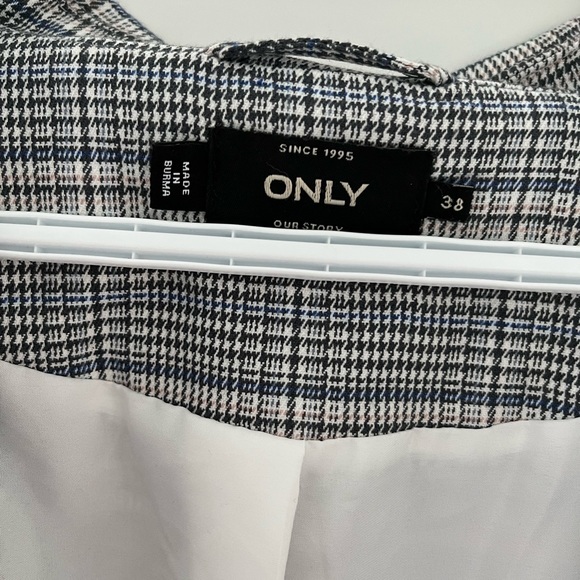 Blazer - white, blue, black stripes - Picture 3 of 3